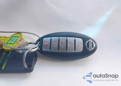 2014 Nissan Pathfinder Platinum из США, поврежденный, VIN 5N1AR2MM7EC601748